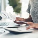 Handy, Internet und Co. als Werbungskosten absetzen – so holst Du Dir Geld zurück!