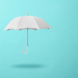 Schutz bei Regenwetter: Lohnt sich das fürs Jawort? 