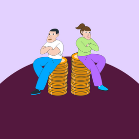 Mann und Frau sitzen auf Stapel aus Münzen